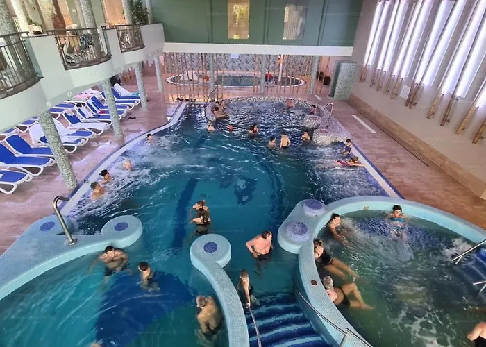 Wellness Relax W Spa, Pool & Ac